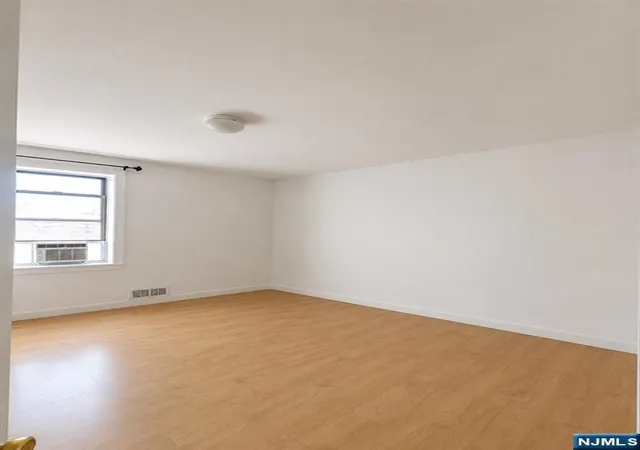 Homes for sale in Union City, NJ | 201 45Th St #504, Union City, NJ 07087 | MLS# 26023878