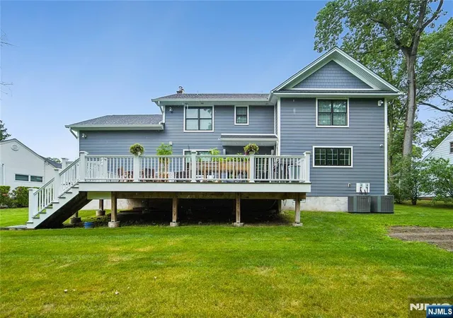 Homes for sale in Fair Lawn, NJ | 15 Fernwood Dr, Fair Lawn, NJ 07410 | MLS# 26023880