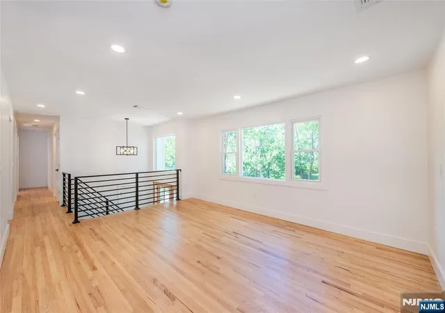 Homes for sale in West Orange, NJ | 13 Arverne Rd, West Orange, NJ 07052 | MLS# 26023884