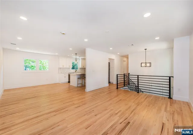 Homes for sale in West Orange, NJ | 13 Arverne Rd, West Orange, NJ 07052 | MLS# 26023884