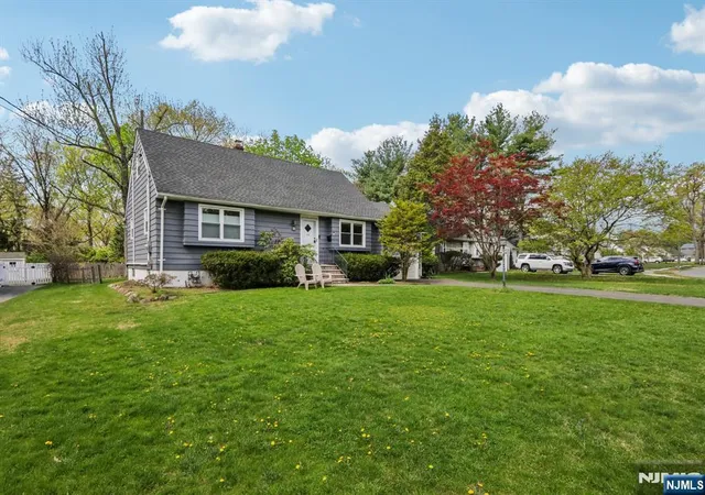 4th image of 84 Belvidere Rd, Glen Rock, NJ 07452 | MLS# 26023939