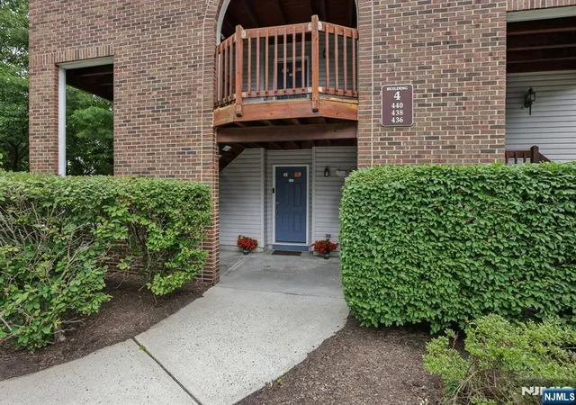 2nd image of 436 Lee Ct #4133, Fort Lee, NJ 07024 | MLS# 26023970