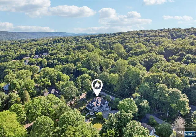 Homes for sale in Mahwah, NJ | 30 Olney Rd, Mahwah, NJ 07430 | MLS# 26023972