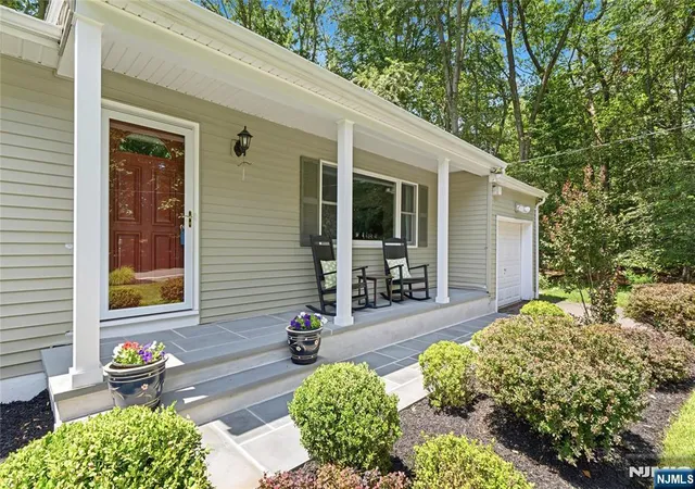Homes for sale in Par Troy Hills Twp., NJ | 28 Delbrook Rd, Par Troy Hills Twp., NJ 07950 | MLS# 26024021