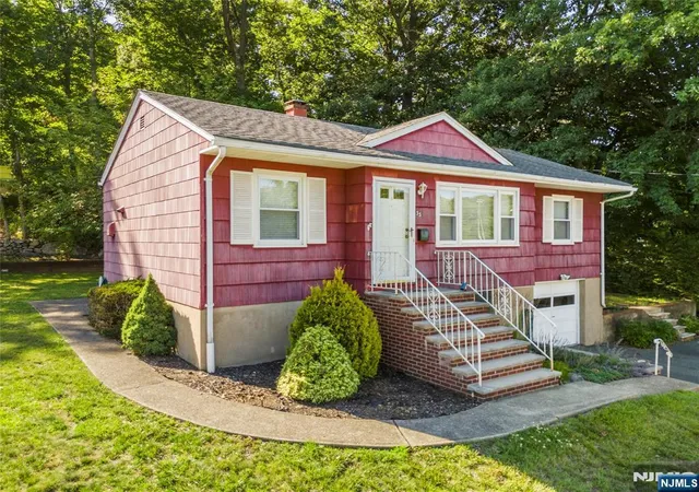 Photo 2 of Sale Pending at 33 Walter Dr, Bloomingdale, NJ 07403 | MLS# 26024035 | Listing updated on 2026-07-14
