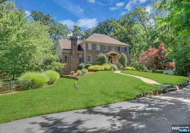 Homes for sale in Upper Saddle River, NJ | 63 Pleasant Ave, Upper Saddle River, NJ 07458 | MLS# 26024050
