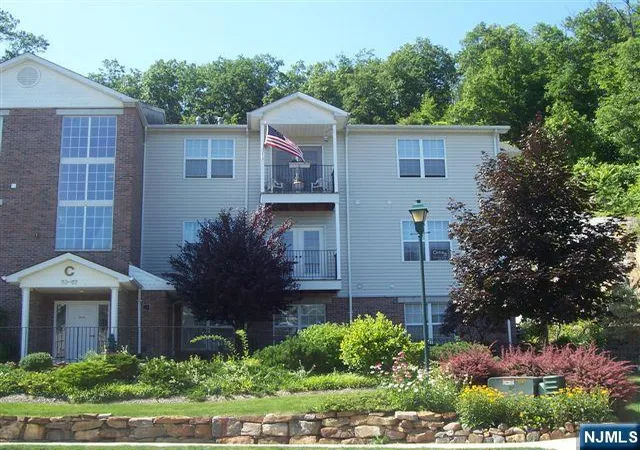 Homes for sale in Riverdale Borough, NJ | 75 Mountainview Ct, Riverdale Borough, NJ 07457 | MLS# 26024071