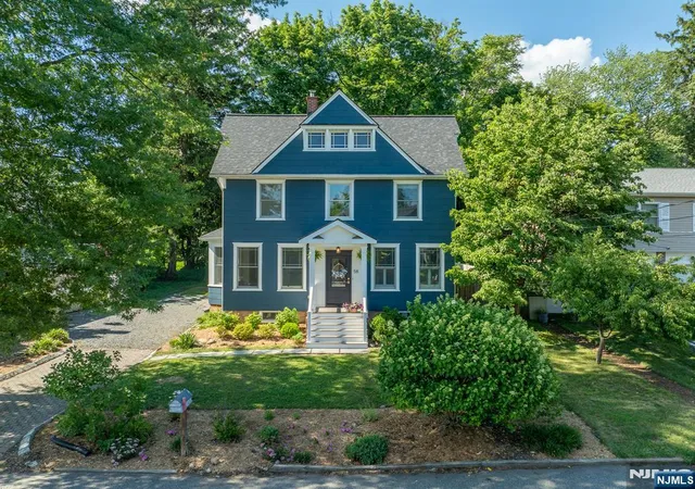 Homes for sale in Hillsdale, NJ | 58 Wilts Ave, Hillsdale, NJ 07642 | MLS# 26024078