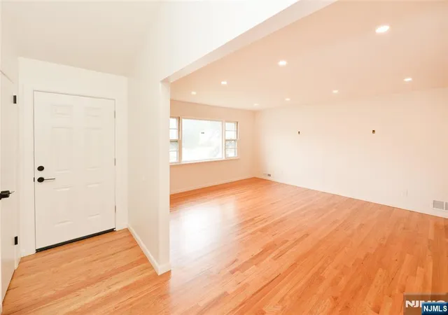 Homes for sale in Fair Lawn, NJ | 2 Kershner Pl, Fair Lawn, NJ 07410 | MLS# 26024080