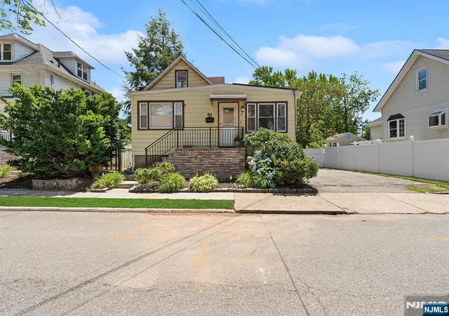 Homes for sale in Bergenfield, NJ | 94 Phelps Ave, Bergenfield, NJ 07621 | MLS# 26024081