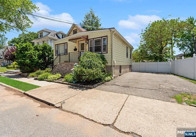 Homes for sale in Bergenfield, NJ | 94 Phelps Ave, Bergenfield, NJ 07621 | MLS# 26024081