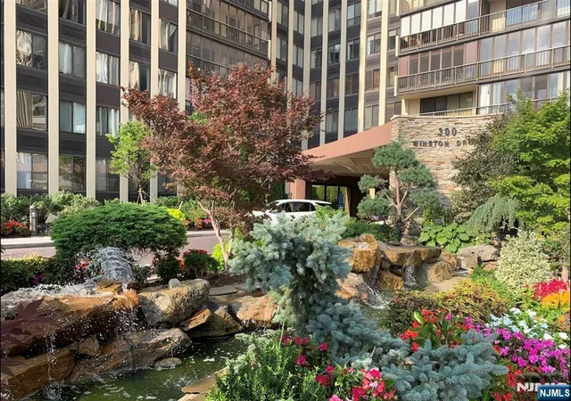 Homes for sale in Cliffside Park, NJ | 300 Winston #2215, Cliffside Park, NJ 07010 | MLS# 26024115