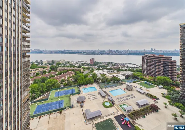 Homes for sale in Cliffside Park, NJ | 300 Winston #2215, Cliffside Park, NJ 07010 | MLS# 26024115