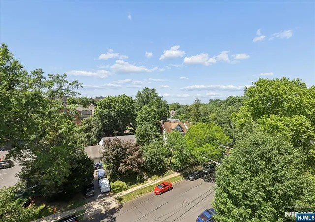 Homes for sale in Hackensack, NJ | 140 Euclid Avenue, Hackensack, NJ 07601 | Houzeo