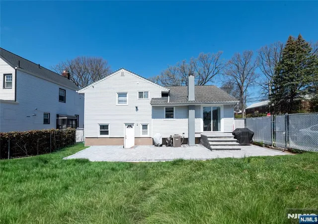 Homes for sale in Bergenfield, NJ | 136 E Clinton Ave, Bergenfield, NJ 07621 | MLS# 26024137