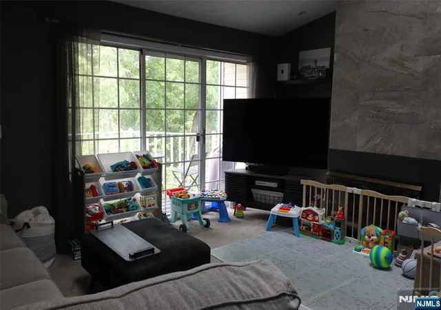 Homes for sale in Mahwah, NJ | 335 Linden St, Mahwah, NJ 07430 | MLS# 26024156