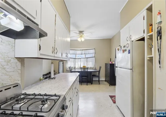 5th image of 360 Rutherford Blvd, Clifton, NJ 07014 | MLS# 26024177
