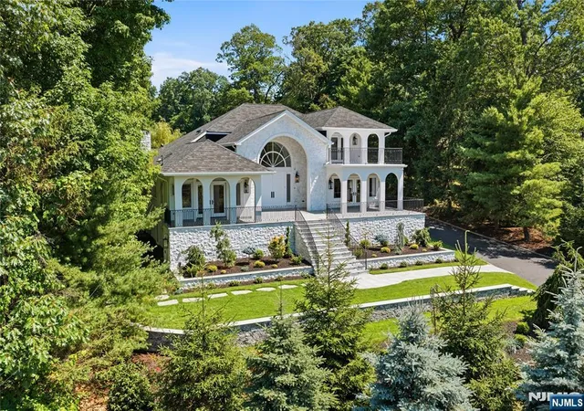 3rd image of 244 Park Ave, Caldwell, NJ 07006 | MLS# 26024204