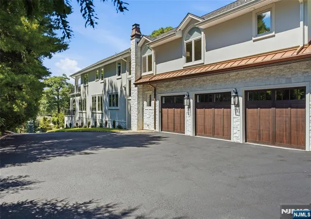 50th image of 244 Park Ave, Caldwell, NJ 07006 | MLS# 26024204