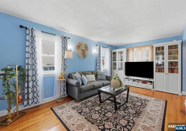 Homes for sale in Teaneck, NJ | 27 Beveridge St, Teaneck, NJ 07666 | MLS# 26024210