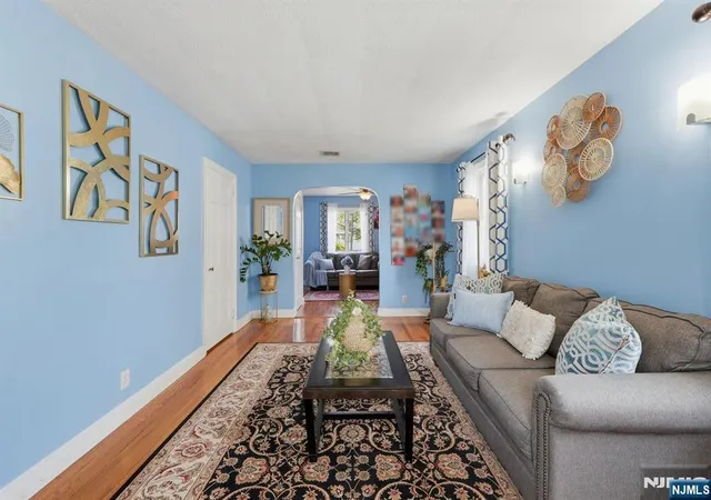 Homes for sale in Teaneck, NJ | 27 Beveridge St, Teaneck, NJ 07666 | MLS# 26024210