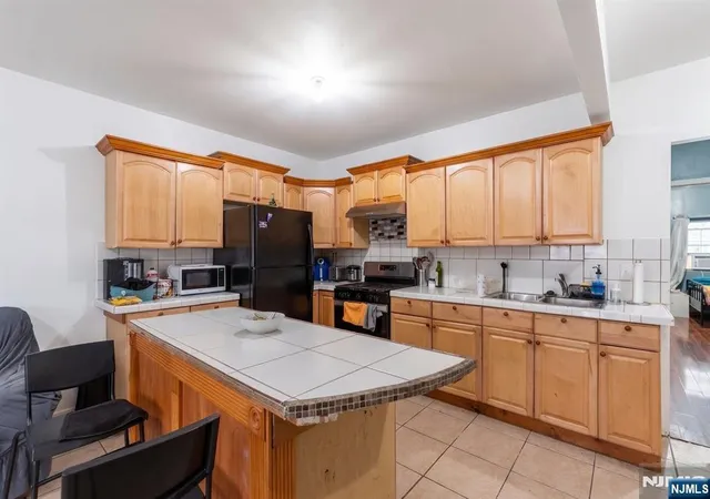 Homes for sale in Paterson, NJ | 363-365 Summer St, Paterson, NJ 07501 | MLS# 26024219