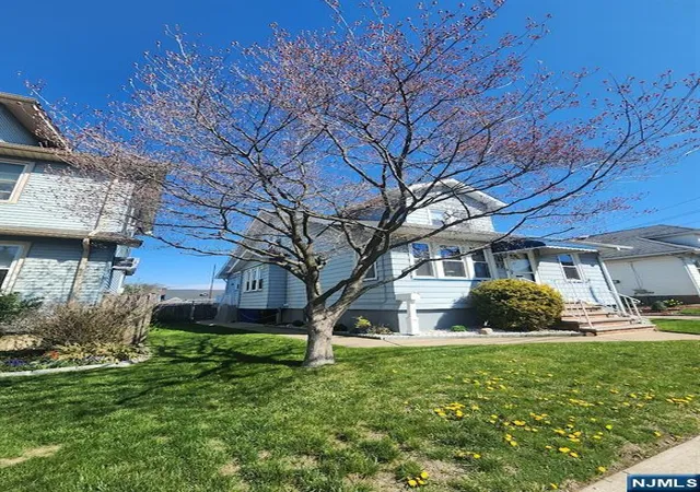 Homes for sale in Garfield, NJ | 23 Park Ave, Garfield, NJ 07026 | MLS# 26024243