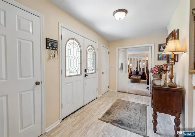 3rd image of 39 Robin Hood Wy, Wayne, NJ 07470 | MLS# 26024275
