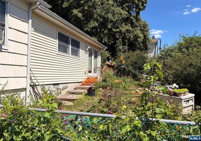 23rd image of 33 Butler St, Clifton, NJ 07011 | MLS# 26024285