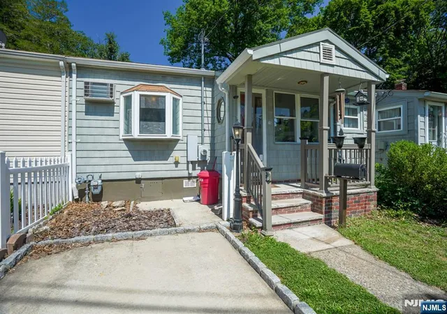 2nd image of 15 Van Wagoner Ave, Clifton, NJ 07013 | MLS# 26024303