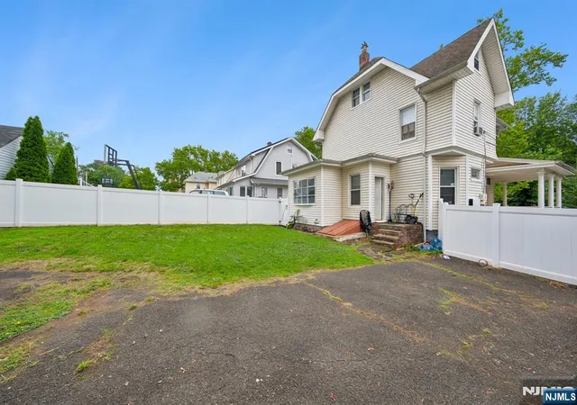 22nd image of 244 Elm Ave, Bogota, NJ 07603 | MLS# 26024305