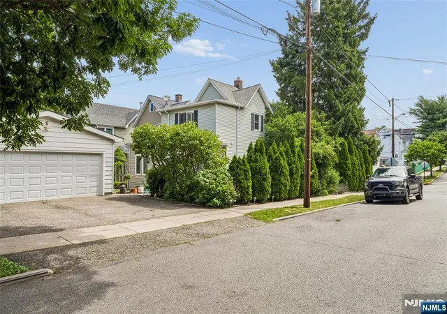 33rd image of 33 Myrtle Ave, Nutley, NJ 07110 | MLS# 26024320