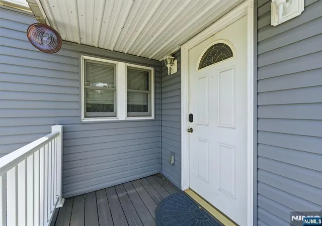 Homes for sale in Flemington, NJ | 81 Sergeantsville Rd, Flemington, NJ 08822 | MLS# 26024349