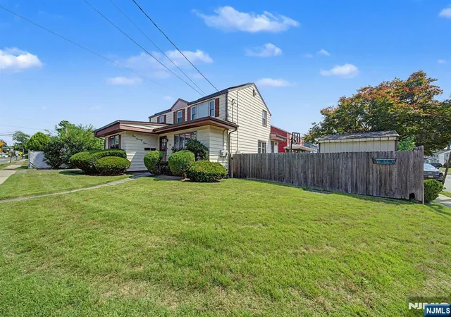 Homes for sale in Elmwood Park, NJ | 131 18Th Ave, Elmwood Park, NJ 07407 | MLS# 26024391