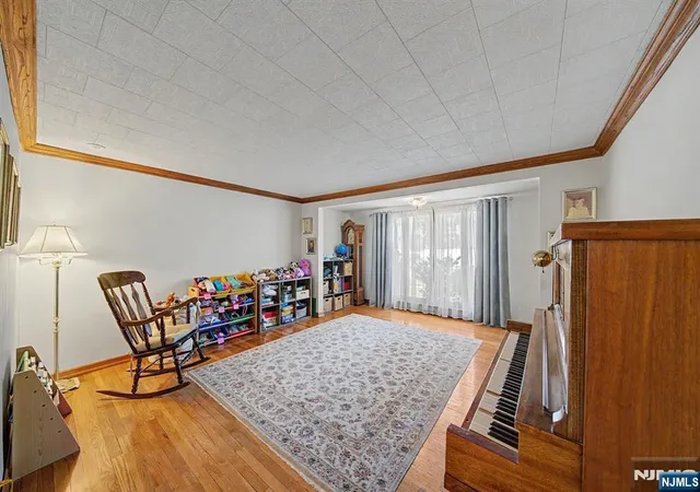 Homes for sale in Elmwood Park, NJ | 131 18Th Ave, Elmwood Park, NJ 07407 | MLS# 26024391