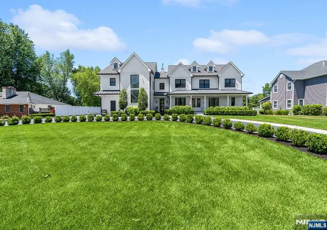 Homes for sale in Pequannock Township, NJ | 255 Boulevard, Pequannock Township, NJ 07444 | MLS# 26024504