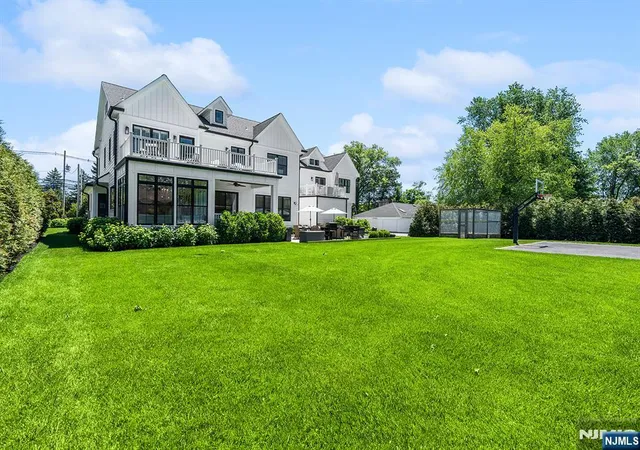 Homes for sale in Pequannock Township, NJ | 255 Boulevard, Pequannock Township, NJ 07444 | MLS# 26024504