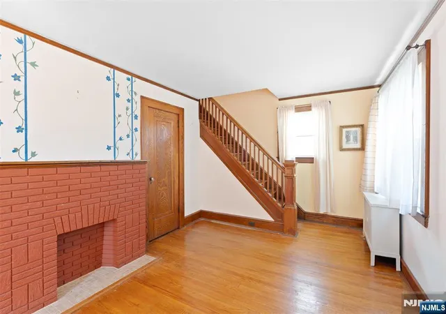3rd image of 446 Marlboro Rd, Wood Ridge, NJ 07075 | MLS# 26024586
