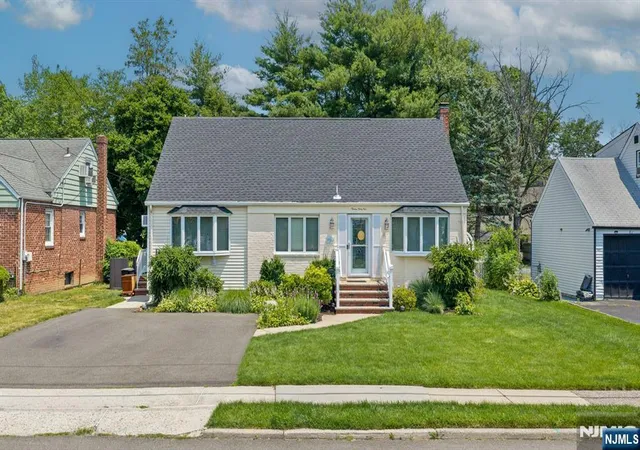 Homes for sale in Fair Lawn, NJ | 13 41 20th St, Fair Lawn, NJ 07410 | MLS# 26024598