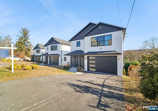 Homes for sale in Mahwah, NJ | 19 Mountain Ave, Mahwah, NJ 07430 | MLS# 26024619