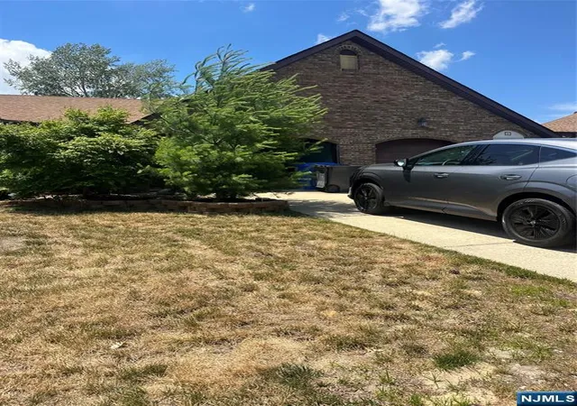 1st image of 40 Sycamore Rd, Manahawkin, NJ 08050 | MLS# 26024630