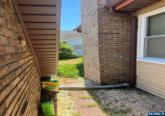 4th image of 40 Sycamore Rd, Manahawkin, NJ 08050 | MLS# 26024630