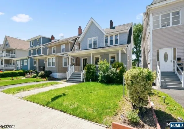 Homes for sale in East Orange, NJ | 41 Edgar St, East Orange, NJ 07018 | MLS# 26024642