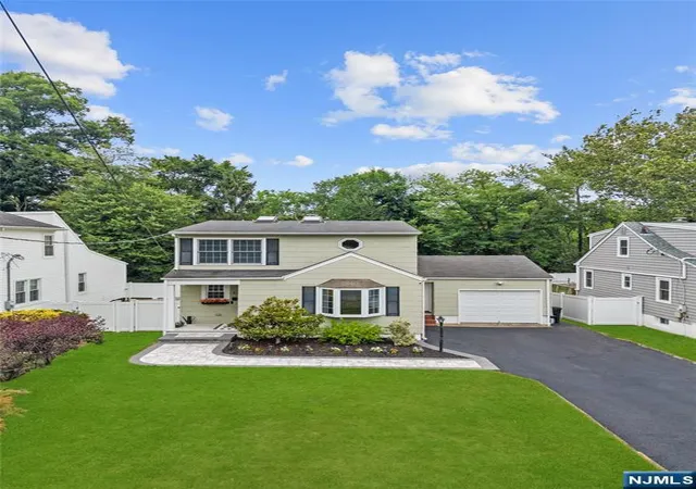 5th image of 25 2Nd Ave, Roseland, NJ 07068 | MLS# 26024658