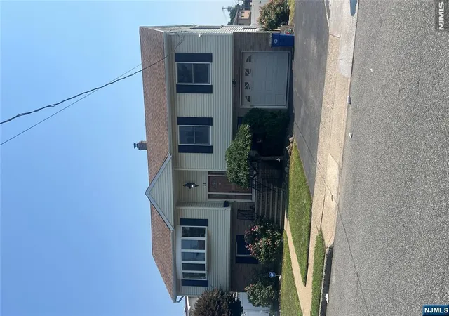Homes for sale in Totowa, NJ | 18 Rosengren Ave, Totowa, NJ 07512 | MLS# 26024660