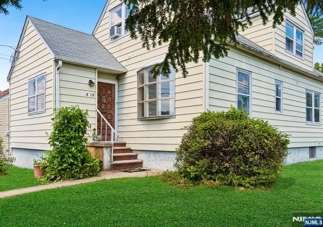 Homes for sale in Fair Lawn, NJ | 8 15 Berdan Ave, Fair Lawn, NJ 07410 | MLS# 26024702