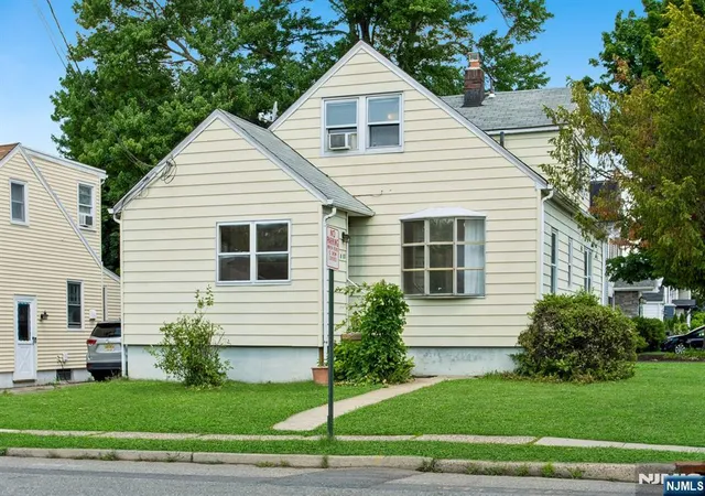 Homes for sale in Fair Lawn, NJ | 8 15 Berdan Ave, Fair Lawn, NJ 07410 | MLS# 26024702