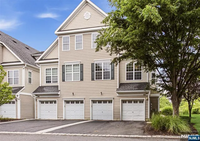 Homes for sale in South Bound Brook, NJ | 99 Swing Bridge Ln, South Bound Brook, NJ 08880 | MLS# 26024720