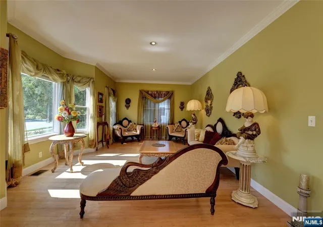 5th image of 66 Boulevard, Pequannock, NJ 07440 | MLS# 26024721