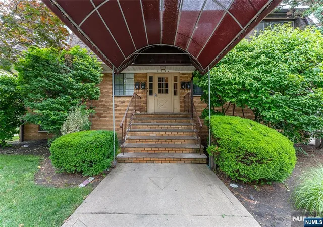 Homes for sale in Ridgefield Park, NJ | 89 93 Teaneck Rd #A4, Ridgefield Park, NJ 07660 | MLS# 26024725